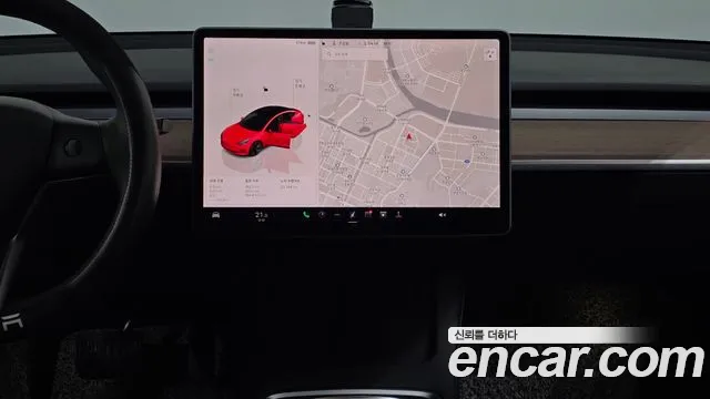 Tesla Model 3 — Фото автомобиля 14