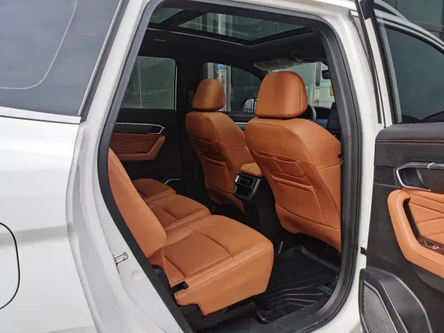 Geely Haoyue L — Фото автомобиля 18
