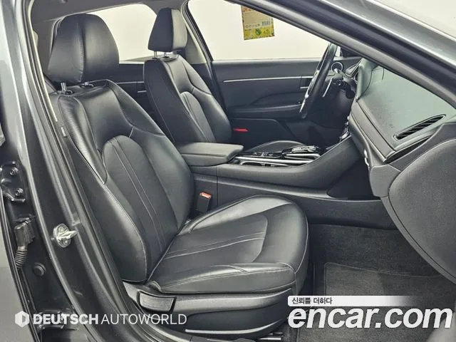 Hyundai Sonata — Фото автомобиля 10