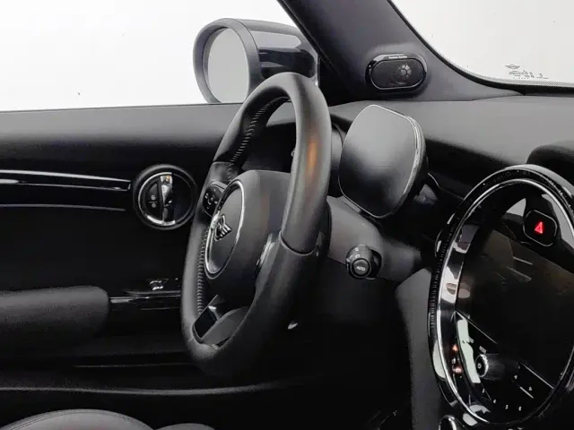 MINI MINI 2023 1.5T COOPER King's Cross Special Edition — Фото автомобиля 22