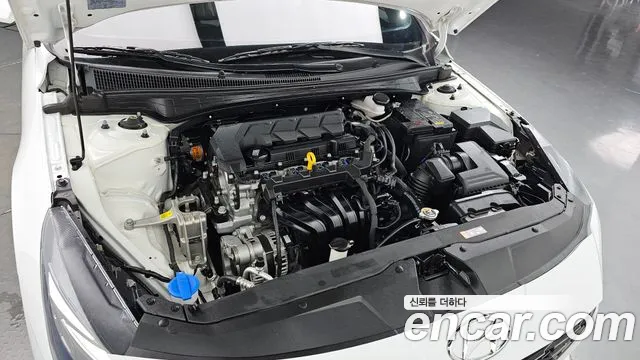 Hyundai Avante CN7 — Фото автомобиля 6