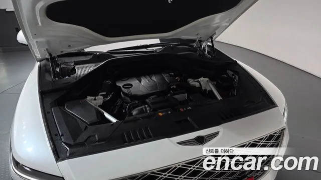 Genesis GV80 — Фото автомобиля 9