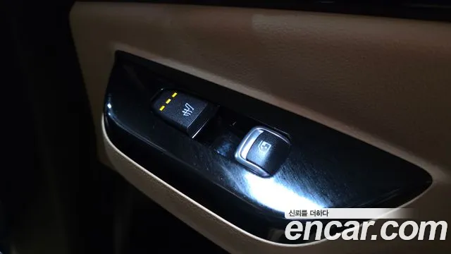 Kia Canival Carnival 4 поколение Дизель 9 мест Signature — Фото автомобиля 18