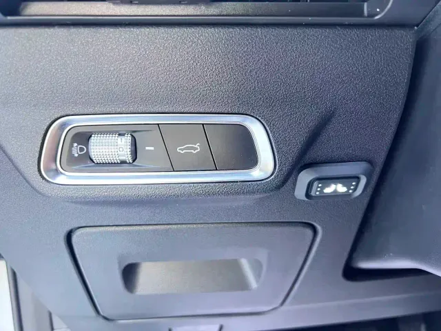 Geely Emgrand S — Фото автомобиля 9