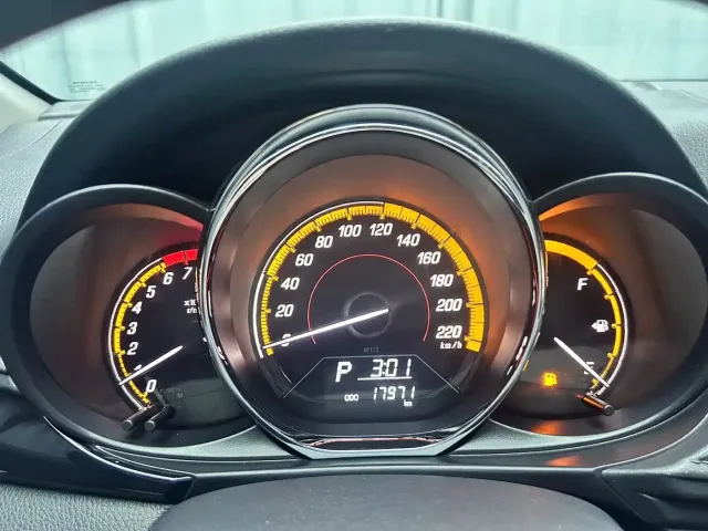 Toyota YARiS L Zhi Xuan — Фото автомобиля 7