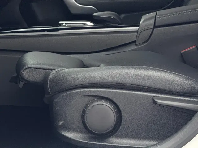 Mercedes-Benz A-Class — Фото автомобиля 24