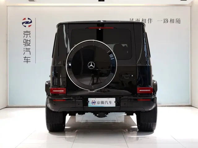 Mercedes-Benz G-Class — Фото автомобиля 16