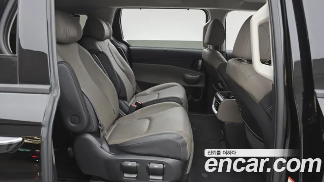 Kia Canival Новый Carnival 4 поколение Бензин 7 мест Noblesse — Фото автомобиля 12