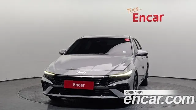 Hyundai AVANTE Новый Avante (CN7) — Фото автомобиля 3