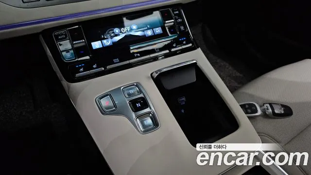 Hyundai Grandeur New — Фото автомобиля 9