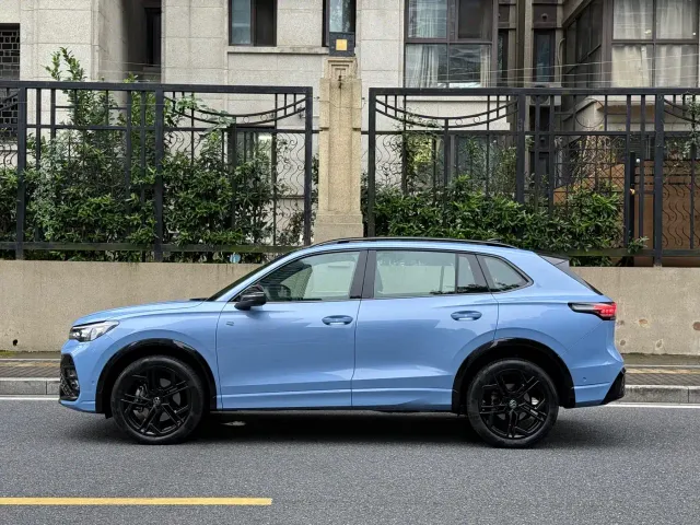 Volkswagen Tiguan L — Фото автомобиля 3