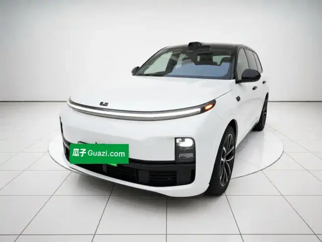 Фотография автомобиля — Li Auto L9