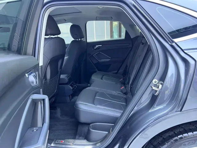 Audi Q3 Sportback — Фото автомобиля 13