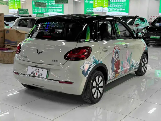 Wuling Bingo — Фото автомобиля 9