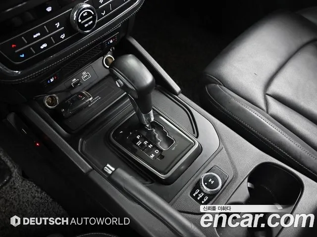 KG_Mobility_Ssangyong Rexton Новый Rexton Sport Khan Дизель 2.2 4WD — Фото автомобиля 9