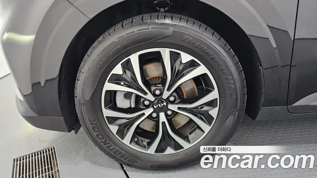 Kia Canival Carnival 4 поколение 9 мест Prestige — Фото автомобиля 5