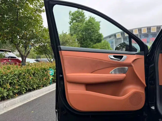 Shangjie SUV — Фото автомобиля 18