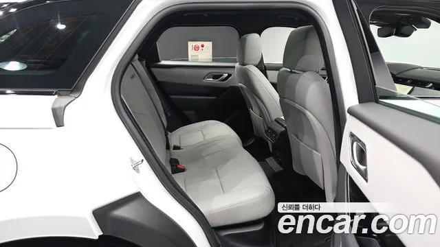 Land Rover Range Rover Velar — Фото автомобиля 12