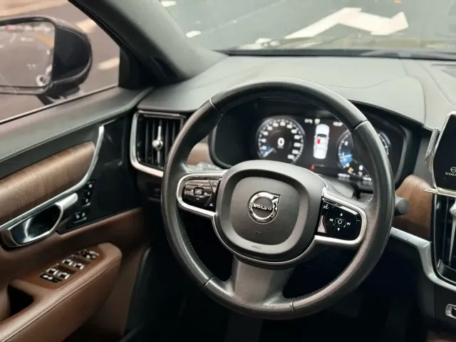 Volvo Volvo S90 2023 B5 Intelligent Vision Luxury Edition — Фото автомобиля 6