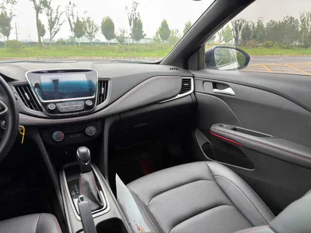 Chevrolet Monza — Фото автомобиля 13