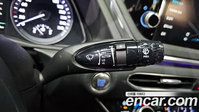 Hyundai Sonata — Фото автомобиля 28
