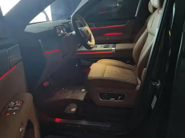 Huajing Baojun Huajing S — Фото автомобиля 9