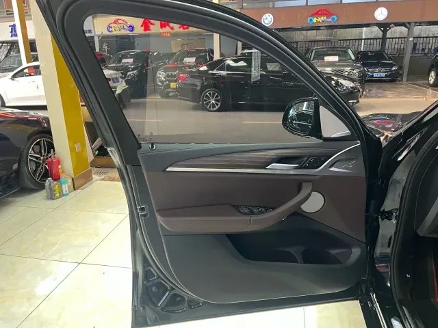 BMW X3 — Фото автомобиля 14