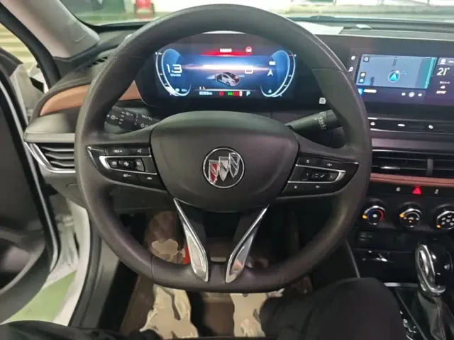 Buick Verano — Фото автомобиля 10