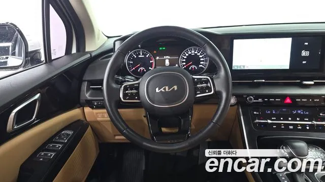 Kia Carnival Generation 4 — Фото автомобиля 18