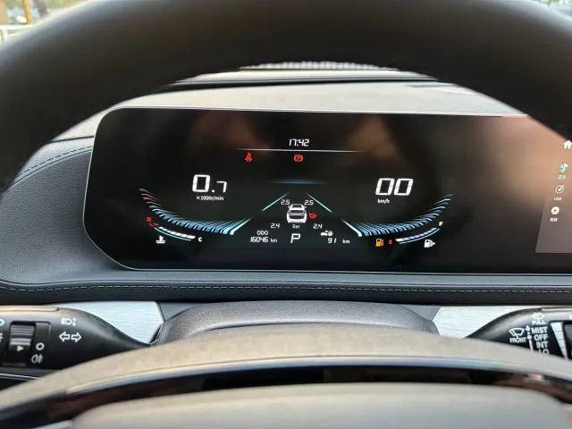 Forthing T5 Evo — Фото автомобиля 14