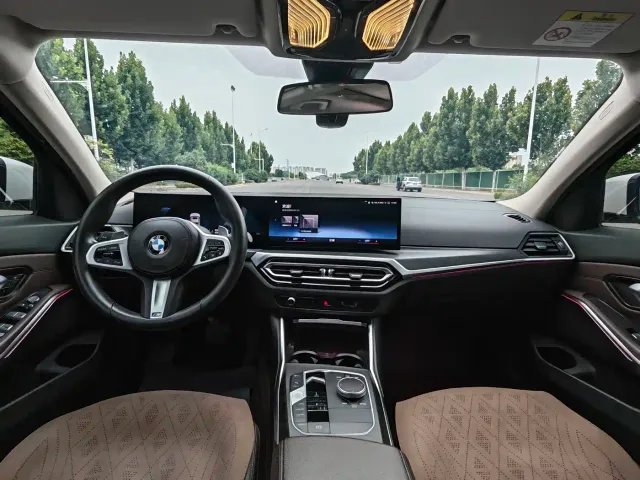 BMW 3 Series — Фото автомобиля 6