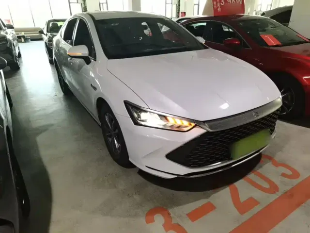 BYD Qin PLUS — Фото автомобиля 3