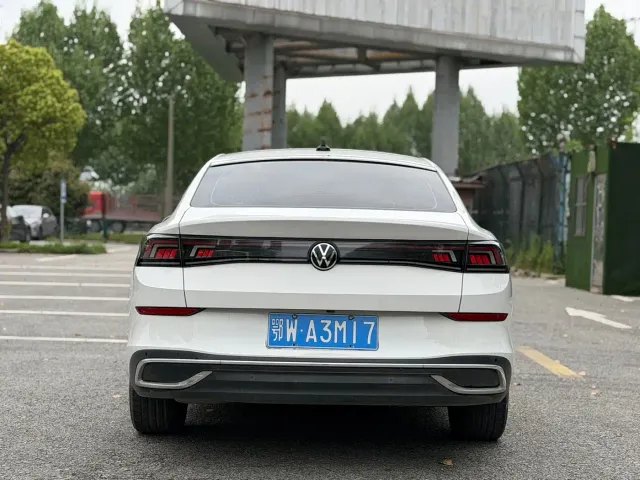 Volkswagen Lamando — Фото автомобиля 5