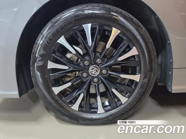 Toyota Alphard Generation 4 — Фото автомобиля 5