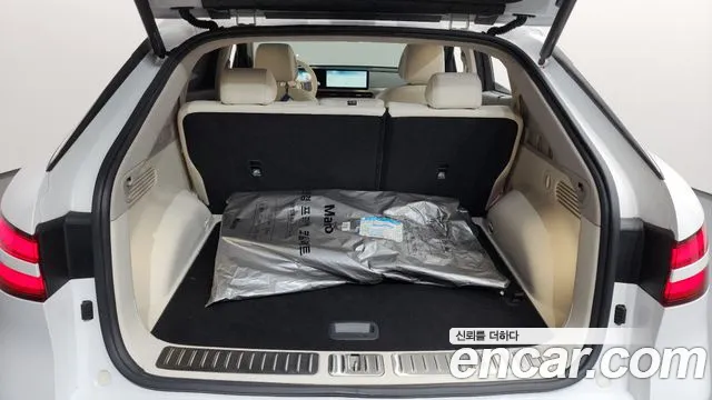 Genesis GV60 — Фото автомобиля 24