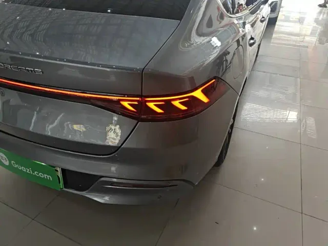BYD Qin PLUS — Фото автомобиля 7