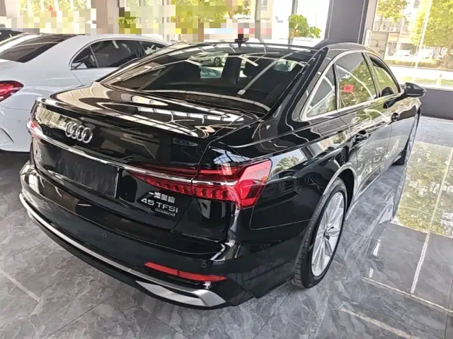 Audi A6L — Фото автомобиля 6