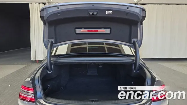 Genesis G80 RG3 — Фото автомобиля 20