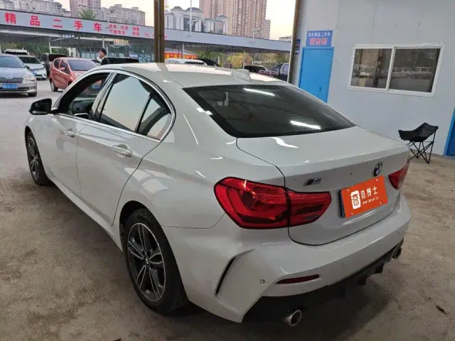 BMW 1 Series — Фото автомобиля 3