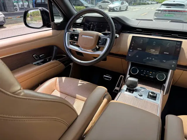 Land Rover Range Rover — Фото автомобиля 13