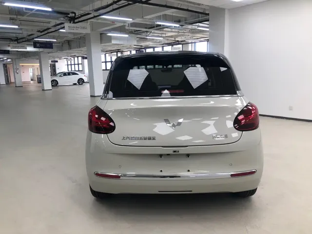 Wuling Bingo — Фото автомобиля 5