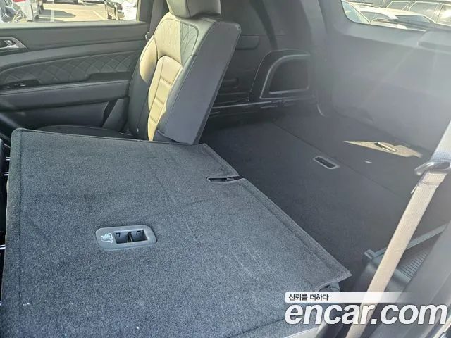 KG_Mobility_Ssangyong Rexton Rexton Arena Дизель 2.2 4WD — Фото автомобиля 19