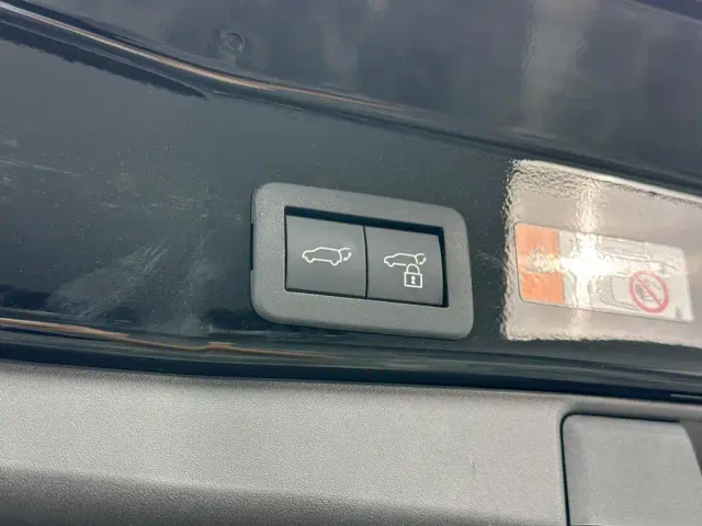 Toyota RAV4 — Фото автомобиля 23