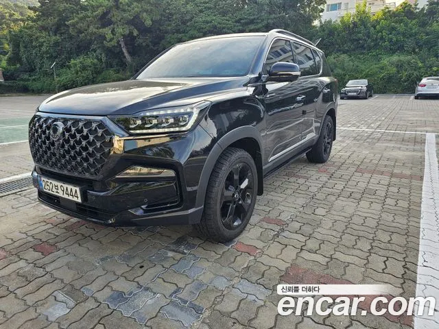Фотография автомобиля — KGM Rexton Rexton (New)
