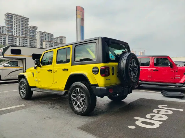 Jeep Wrangler 4xe — Фото автомобиля 15