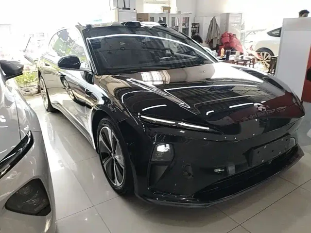 Nio ET5 Touring — Фото автомобиля 3