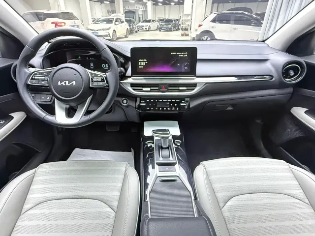 Kia K3 — Фото автомобиля 18