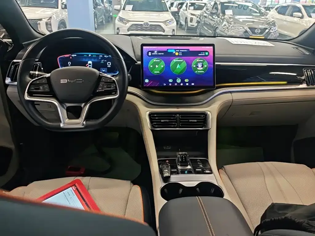 BYD Song PLUS PHEV 2023 Champion Edition DM-i 150KM Flagship PLUS — Фото автомобиля 9