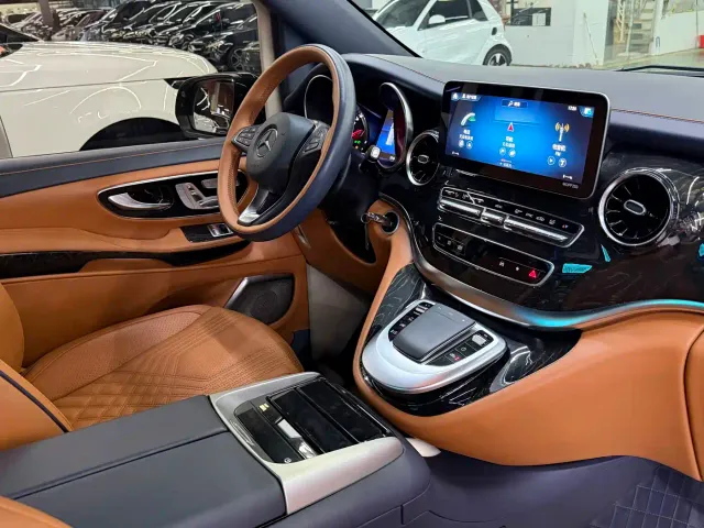 Mercedes-Benz V-Class — Фото автомобиля 5