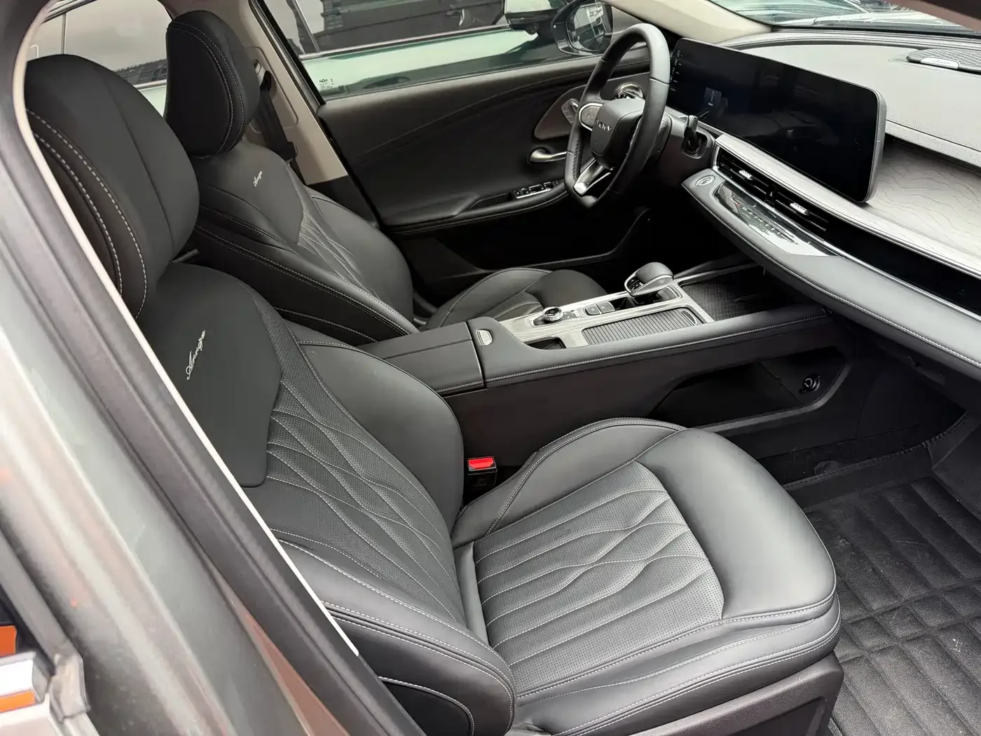 Chery Arrizo 8 2024 1.6T DCT Wise — Фото автомобиля 10